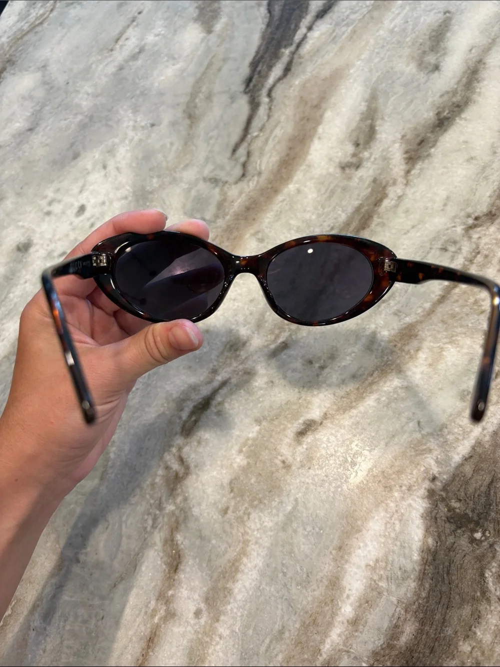 Vintage Designer Tortoiseshell Oval Women’s Sunglasses